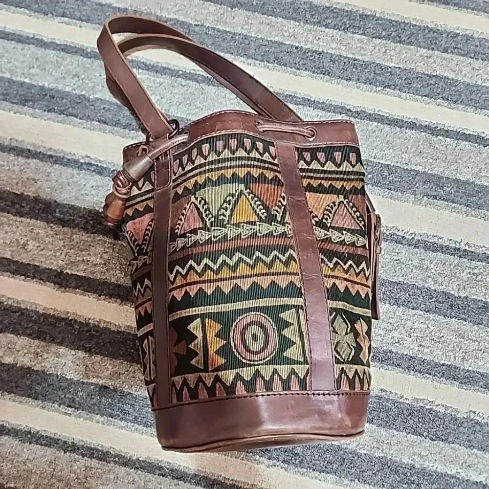 Vintage Island Imports Tribal Print Leather Bucket Bag – Rare Find - Picture 8 of 11